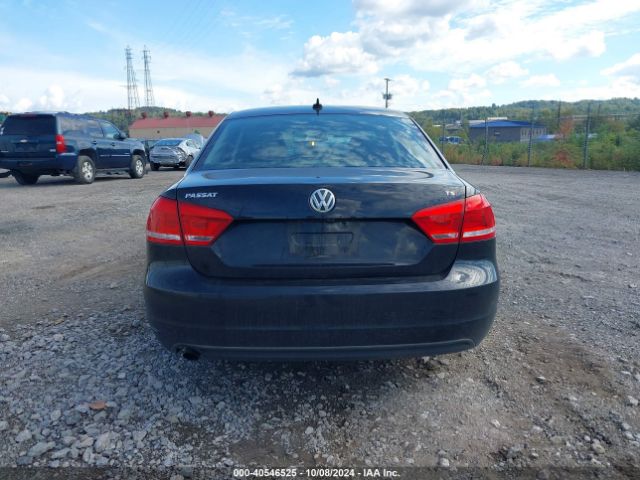 1VWAT7A35FC101133 Volkswagen Passat 1.8t Limited Edition