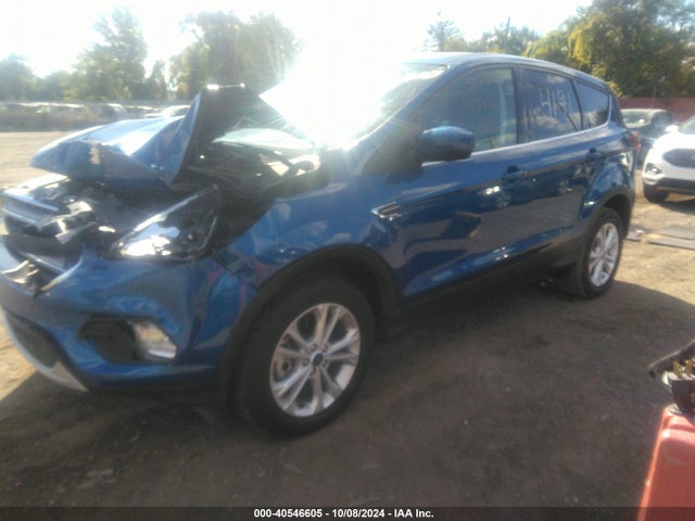 Ford ESCAPE SE 2019 1FMCU9GD7KUB24191 Image 2