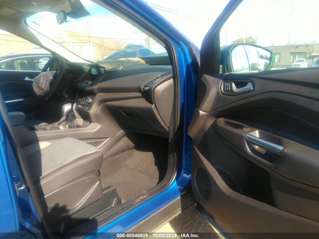 Ford ESCAPE SE 2019 1FMCU9GD7KUB24191 Image 5