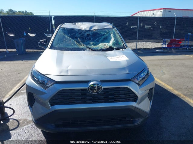 Toyota RAV4 LE 2019 JTMH1RFV6KD517323 Image 12