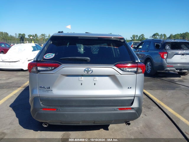 Toyota RAV4 LE 2019 JTMH1RFV6KD517323 Image 16