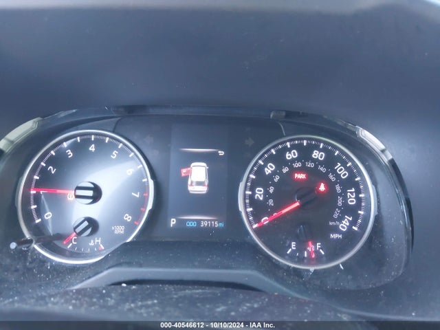 Toyota RAV4 LE 2019 JTMH1RFV6KD517323 Image 7