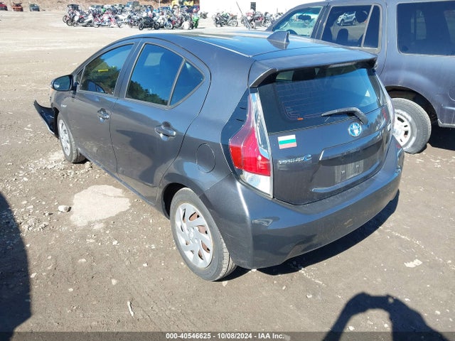JTDKDTB33F1094609 Toyota Prius C Two