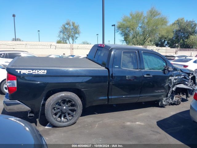5TFUY5F18JX700736 Toyota Tundra Sr5 5.7l V8