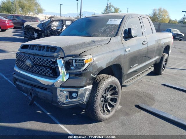 5TFUY5F18JX700736 Toyota Tundra Sr5 5.7l V8