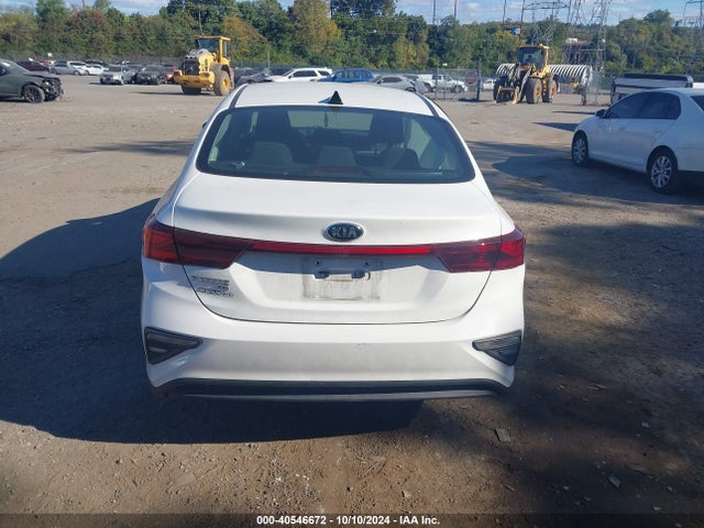 KIA FORTE FE 2021 3KPF24AD0ME328237 Image 16