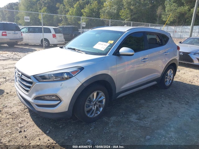 Hyundai TUCSON SEL 2018 KM8J33A49JU709613 Image 2