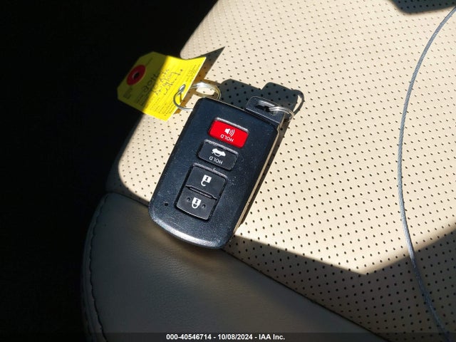 Toyota AVALON LIMITED 2016 4T1BK1EB1GU226162 Image 11