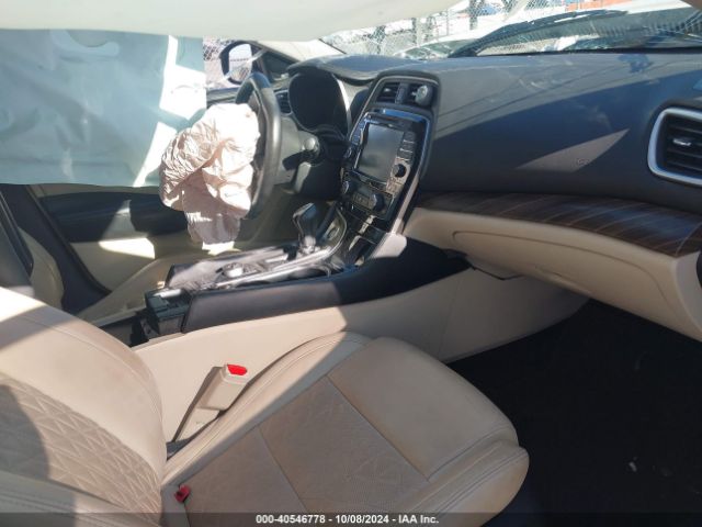 1N4AA6AP7HC378977 Nissan Maxima 3.5 Platinum