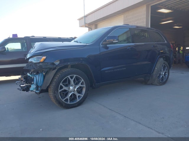 1C4RJFBG0JC249206 Jeep Grand Cherokee Sterling Edition 4x4