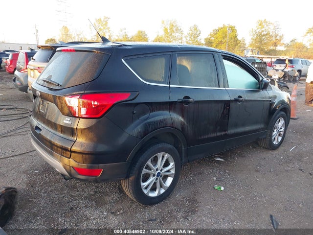 Ford ESCAPE SE 2019 1FMCU9GD3KUA97278 Image 4