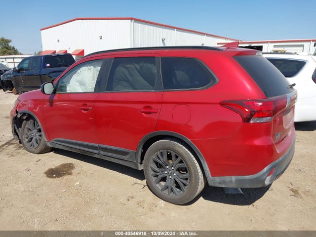 JA4AD3A33JZ051700 Mitsubishi Outlander Le