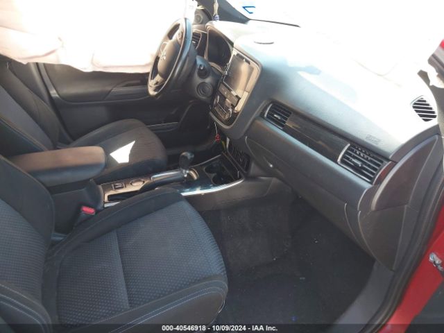 JA4AD3A33JZ051700 Mitsubishi Outlander Le