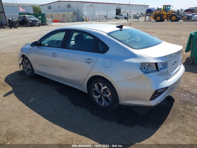 KIA Forte Lxs 2021 3KPF24AD3ME342875 Image 3