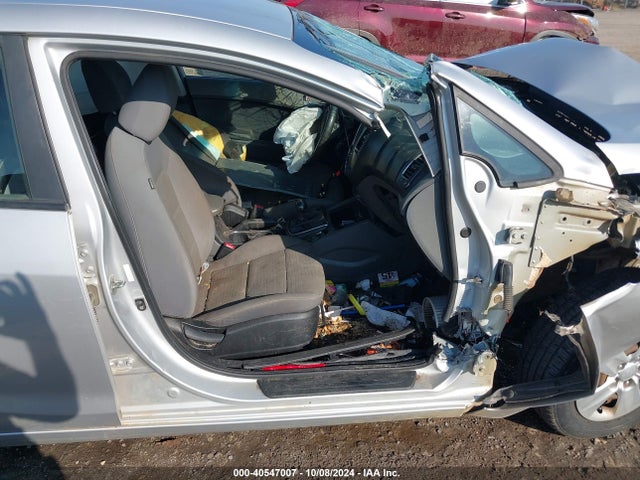 KIA FORTE LX 2018 3KPFL4A76JE271139 Image 5
