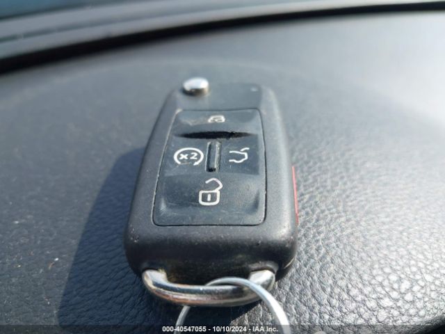 2013 VOLKSWAGEN PASSAT 1VWCN7A38DC074929 Photo 10