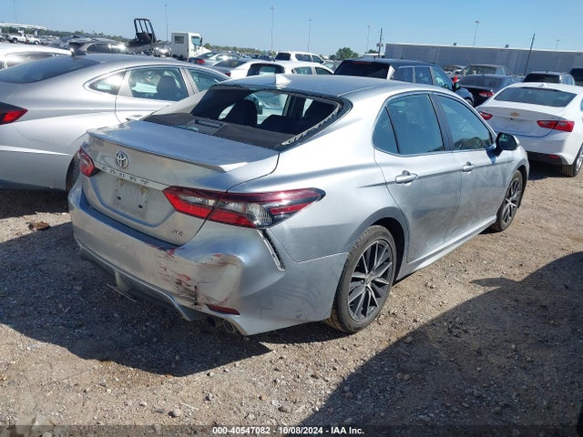 Toyota CAMRY SE 2022 4T1G11AK2NU664880 Image 4