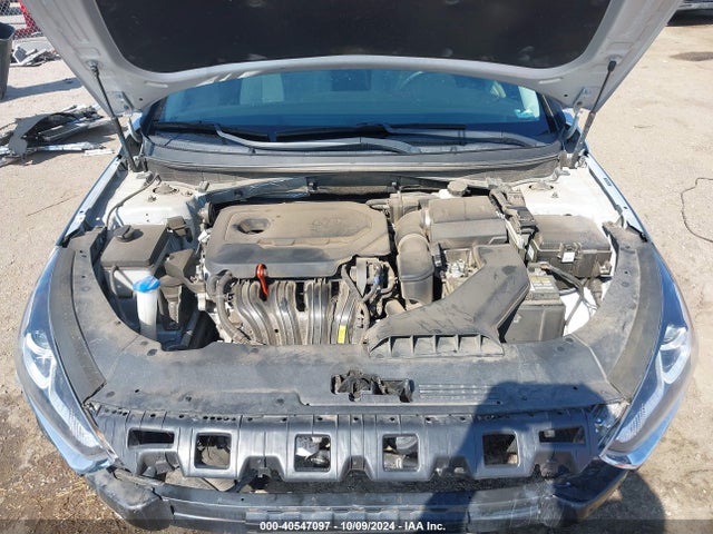Hyundai SONATA SEL 2018 5NPE34AF0JH624795 Image 10