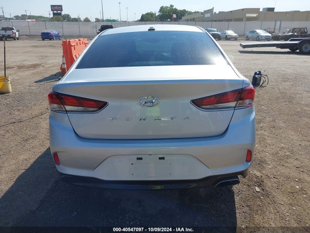 Hyundai SONATA SEL 2018 5NPE34AF0JH624795 Image 17