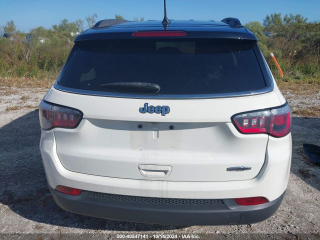 3C4NJCBB1KT856271 Jeep Compass Latitude Fwd