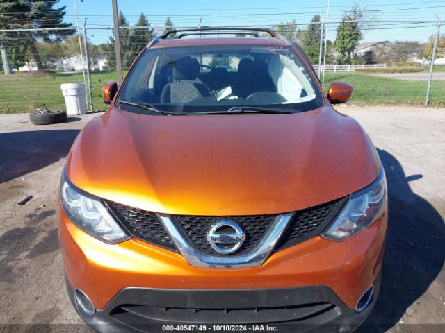 JN1BJ1CR0HW144407 Nissan Rogue Sport Sv