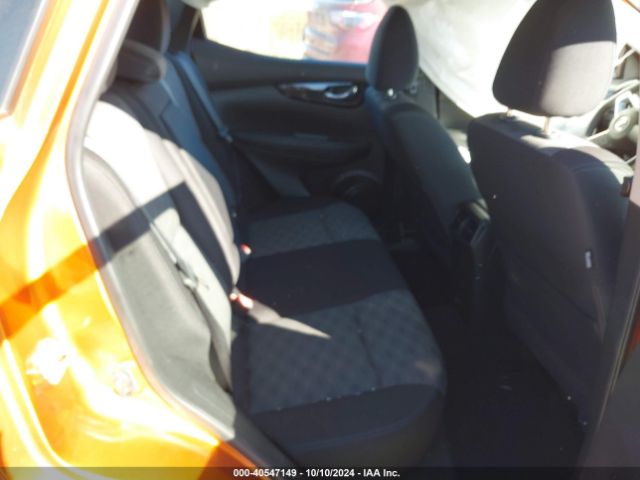 JN1BJ1CR0HW144407 Nissan Rogue Sport Sv