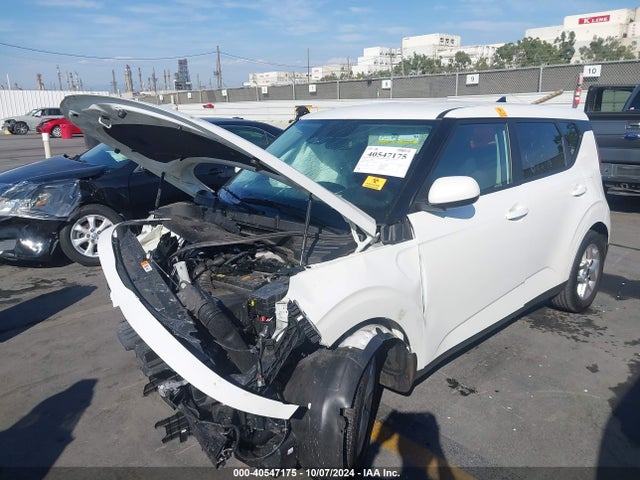KIA SOUL LX 2023 KNDJ23AU1P7862081 Image 2