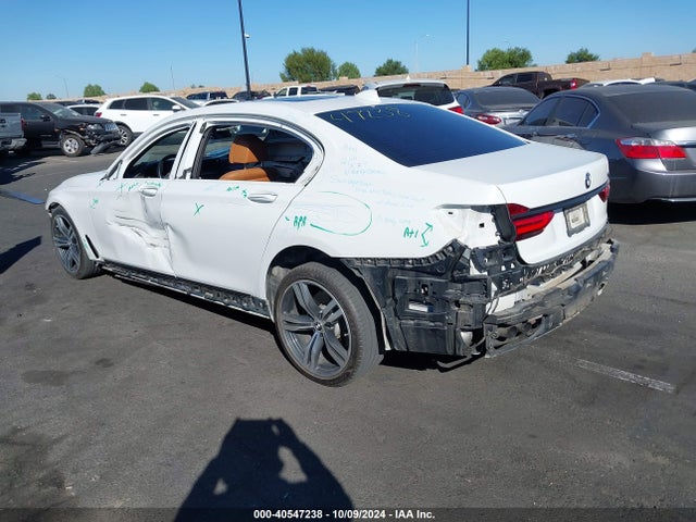 WBA7F0C56GGM20803 BMW 750i