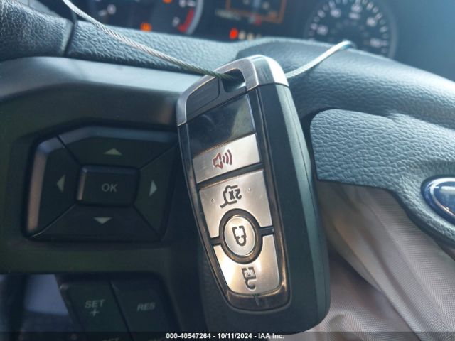 1FMJU1HT8KEA76550 Ford Expedition Xlt