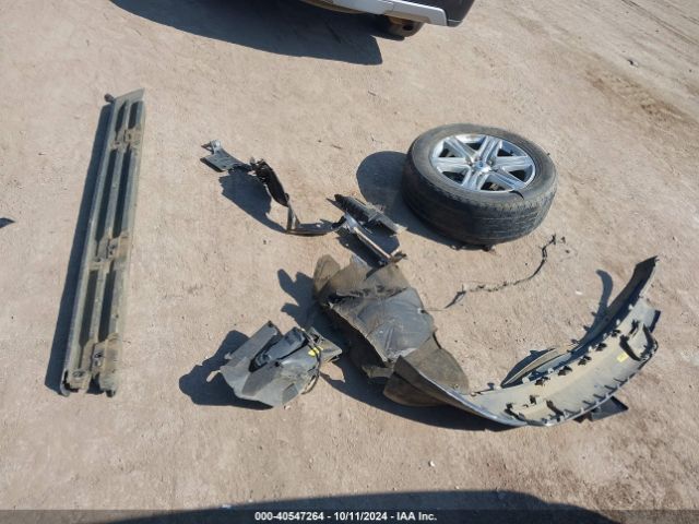 1FMJU1HT8KEA76550 Ford Expedition Xlt