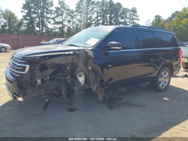 1FMJU1HT8KEA76550 Ford Expedition Xlt