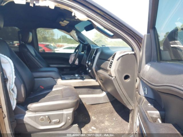 1FMJU1HT8KEA76550 Ford Expedition Xlt