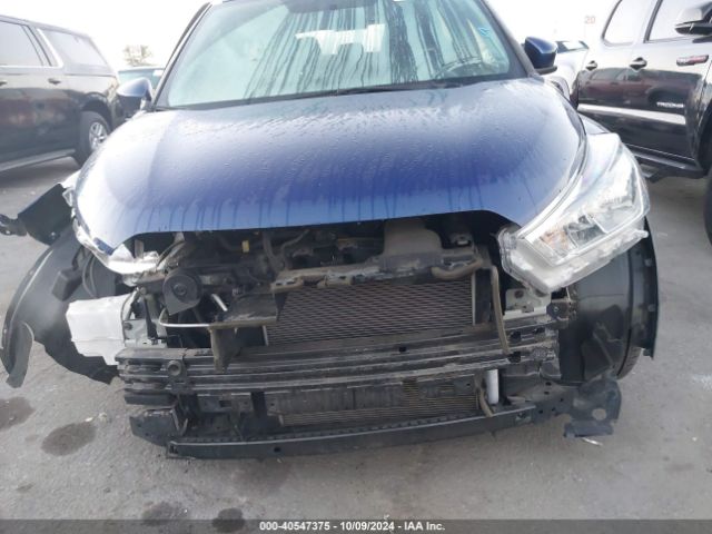 3N1CP5CU8JL529420 Nissan KICKS SV