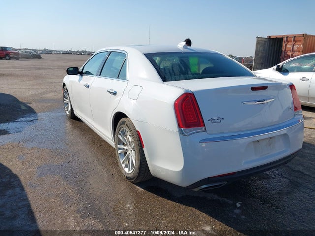 Chrysler 300C 2015 2C3CCAEG5FH773202 Image 3