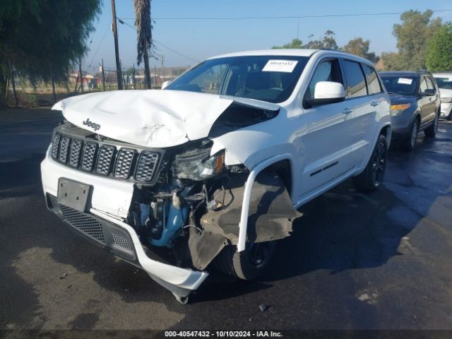 1C4RJEAGXJC323162 Jeep Grand Cherokee Altitude 4x2