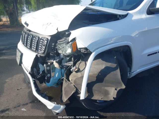 1C4RJEAGXJC323162 Jeep Grand Cherokee Altitude 4x2
