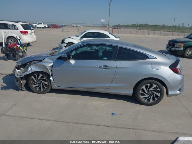Honda Civic Lx-p 2018 2HGFC4B04JH306364 Image 14