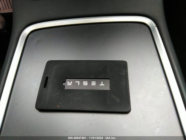 2021 TESLA MODEL Y 5YJYGDEEXMF257944 Photo 10