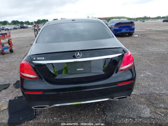 WDDZF4JB4KA499076 Mercedes-Benz E 300