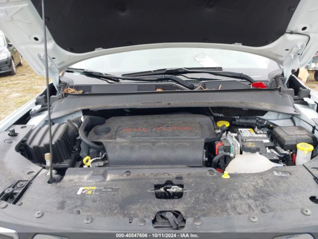 3C4NJCBB8NT228857 Jeep Compass Latitude Fwd