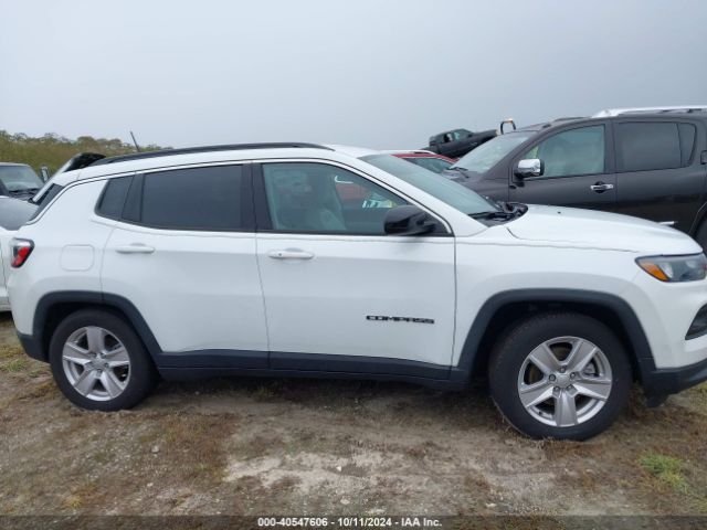 3C4NJCBB8NT228857 Jeep Compass Latitude Fwd