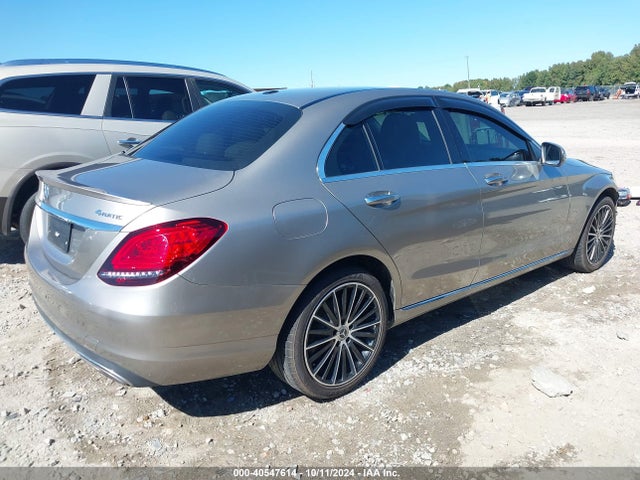 55SWF8EB5KU287033 Mercedes-Benz C 300 4matic