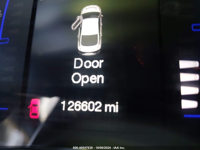 Chrysler 200 Limited 2015 1C3CCCAB9FN603681 Image 16