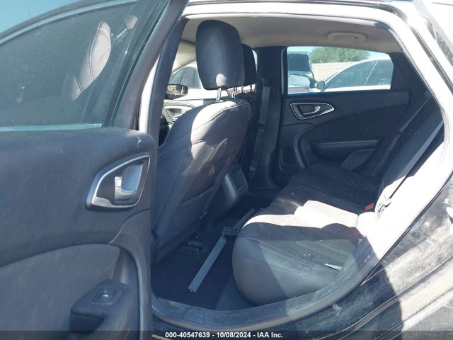 Chrysler 200 Limited 2015 1C3CCCAB9FN603681 Image 8