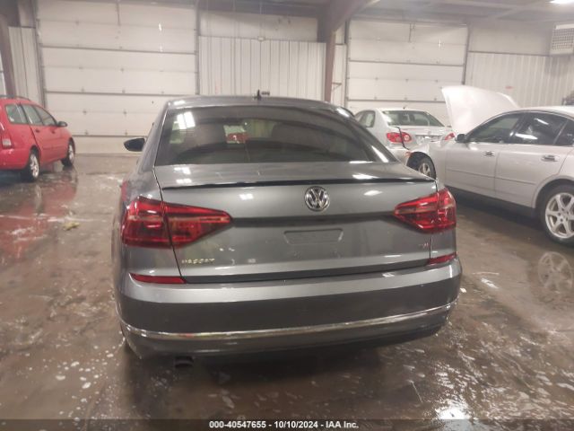 1VWLA7A34KC003722 Volkswagen Passat 2.0t Wolfsburg Edition