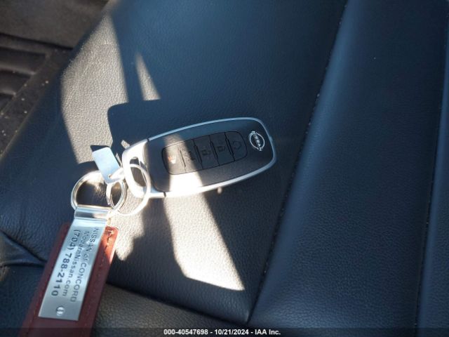 JN8BT3CA9PW405372 Nissan Rogue Sl Fwd