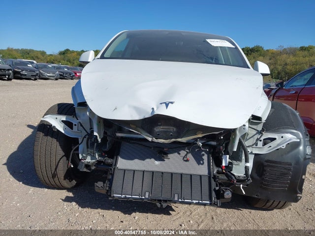 2024 TESLA MODEL Y 7SAYGDEE7RA311921 Photo 5