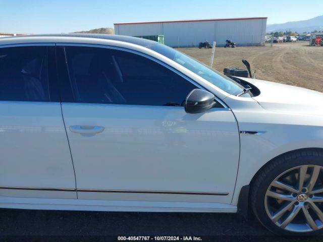 1VWDT7A30HC084709 Volkswagen Passat 1.8t R-line