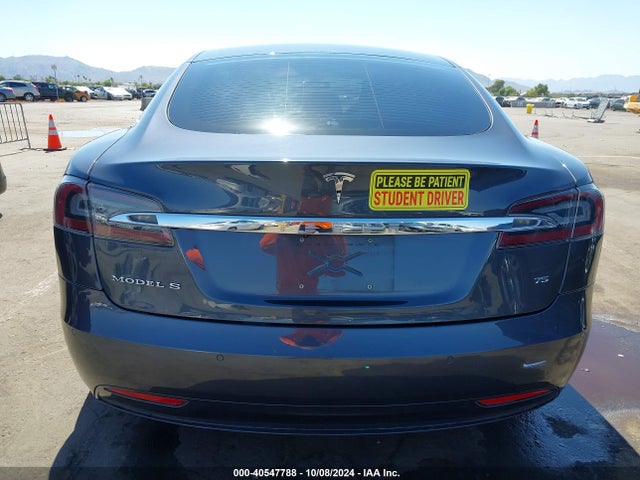 Tesla Model S 60/70/75/85 2016 5YJSA1E10GF152692 Image 17