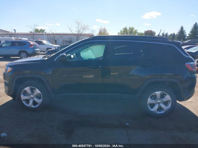 3C4NJDBB5JT238732 Jeep Compass Latitude 4x4